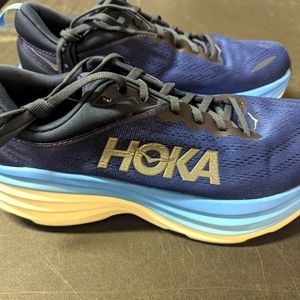 Men's Hoka Bondi 8 size 9